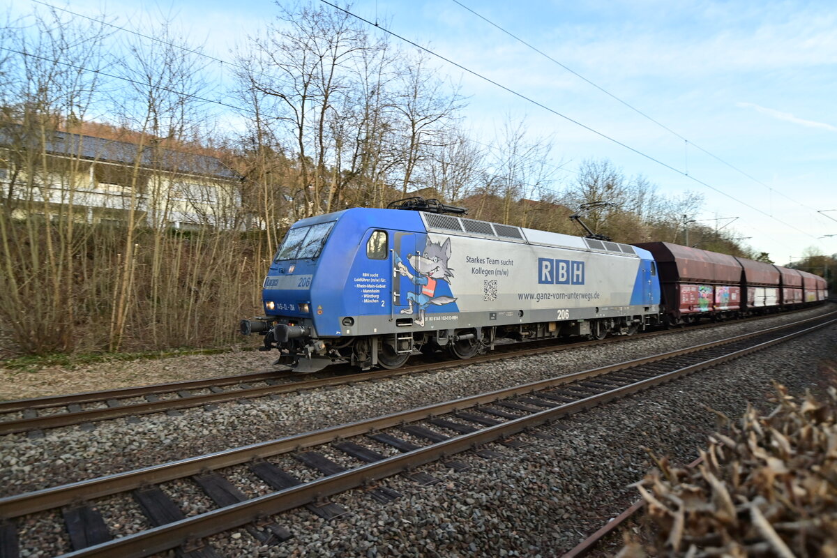 145 CL- 206 von RBH mit leerem Kohlezug nach Oberhausen in Neckargerach am Montag den 14.3.2022