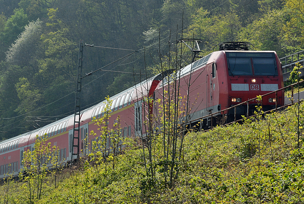 146 027 RB mit Dostos bei Oberwinter - 12.04.2014