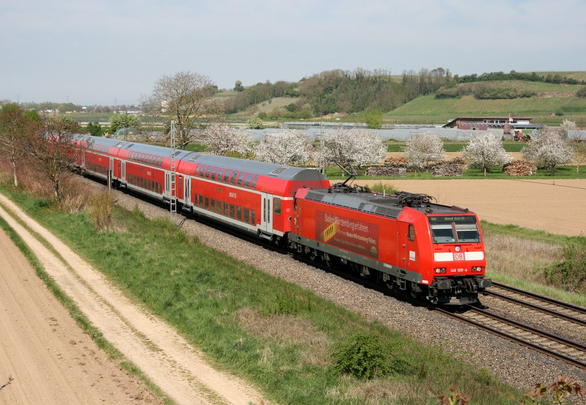 146 109 mit RE 5341 (Offenburg–Basel SBB) am 22.04.2015 zwischen Buggingen und Mllheim (Baden)