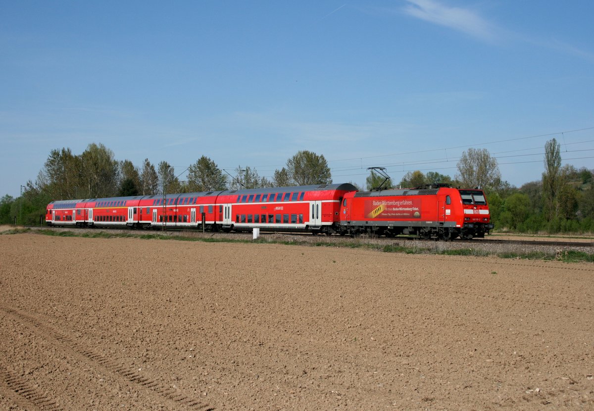 146 110 mit RE 5345 (Offenburg–Basel Bad Bf) am 19.04.2015 zwischen Kenzingen und Riegel-Malterdingen