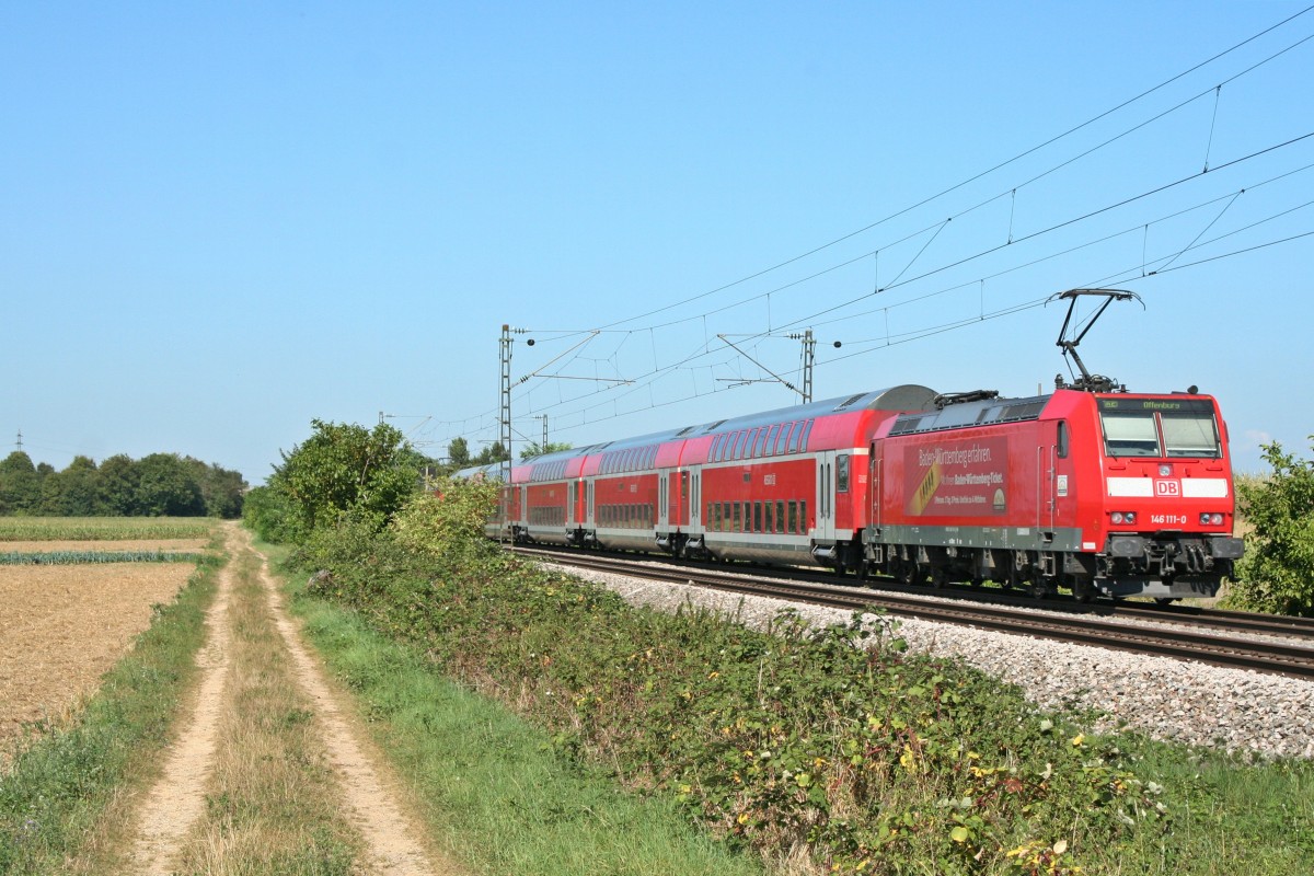 146 111-0 und 146 109-4 mit dem RE 26512 von Basel nach Offenburg am Nachmittag des 05.09.13 bei Buggingen.