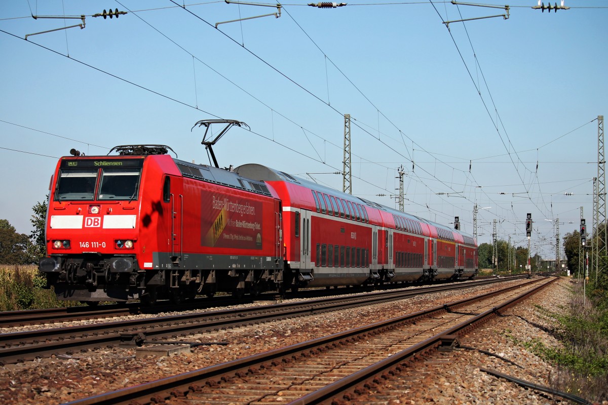 146 111-0  Baden Württemberg erfahren  am 27.09.2014 bei der Einfahrt mit einem RE (Offenburg - Schliengen) in Orschweier.