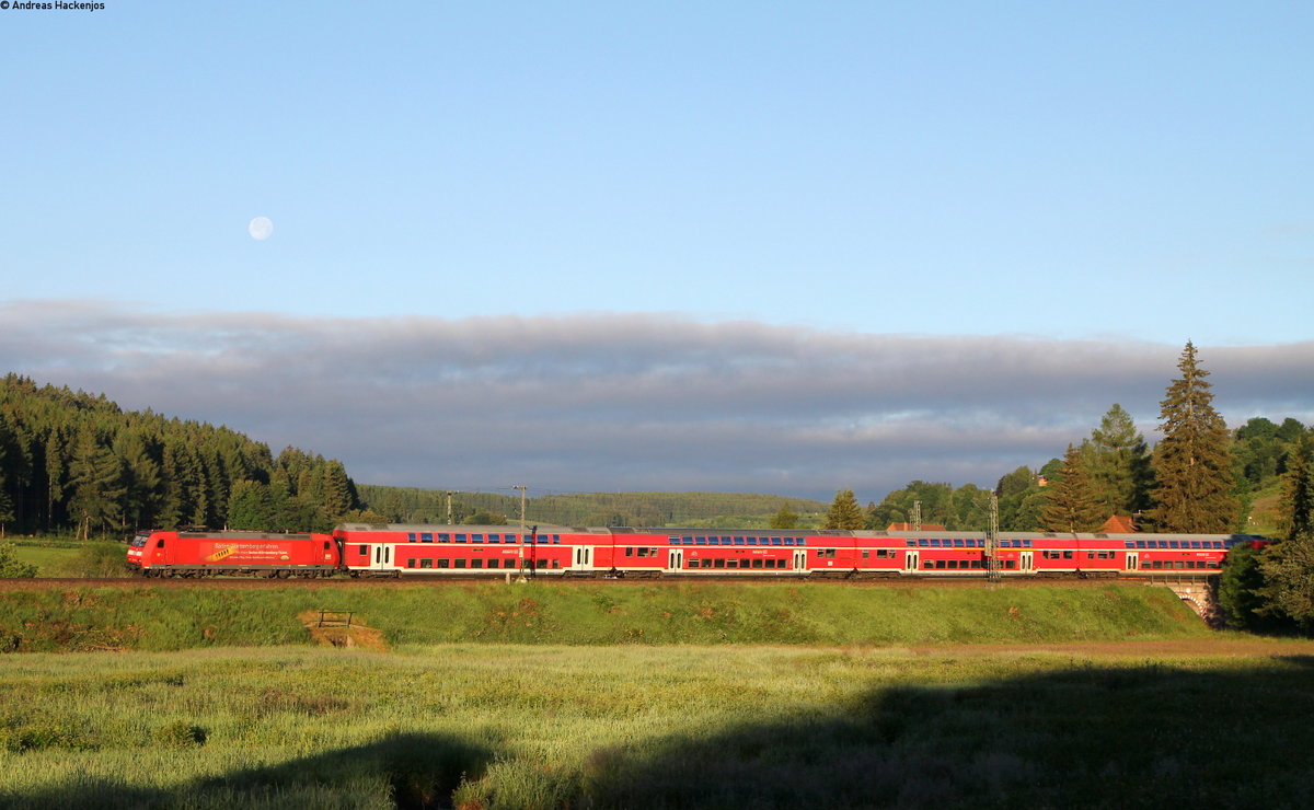 146 116-9 mit dem RE 4703 (Offenburg-Singen(Htw)) bei St.Georgen 22.6.16