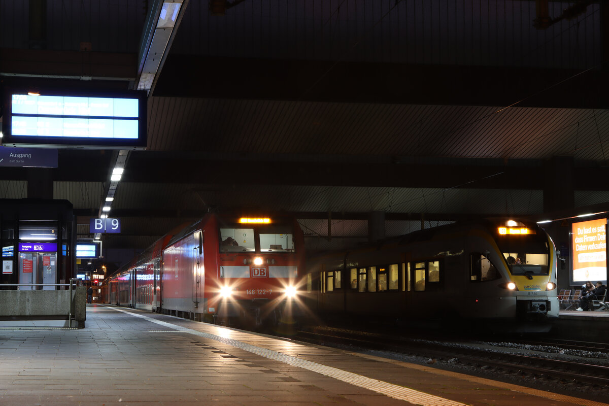 146 122, Düsseldorf Hbf, 14.12.2021, RE2 nach Osnabrück Hbf