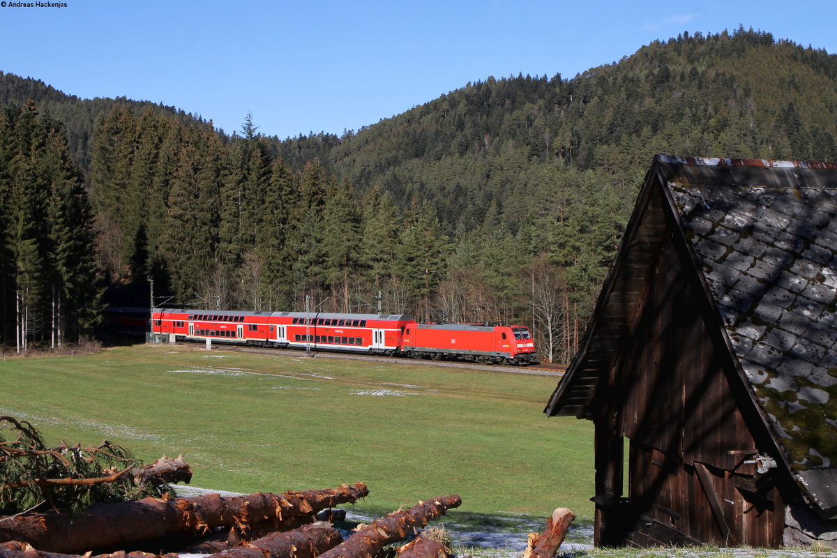 146 203-5 mit dem RE 4723 (Karlsruhe Hbf-Konstanz) bei Niederwasser 14.2.19