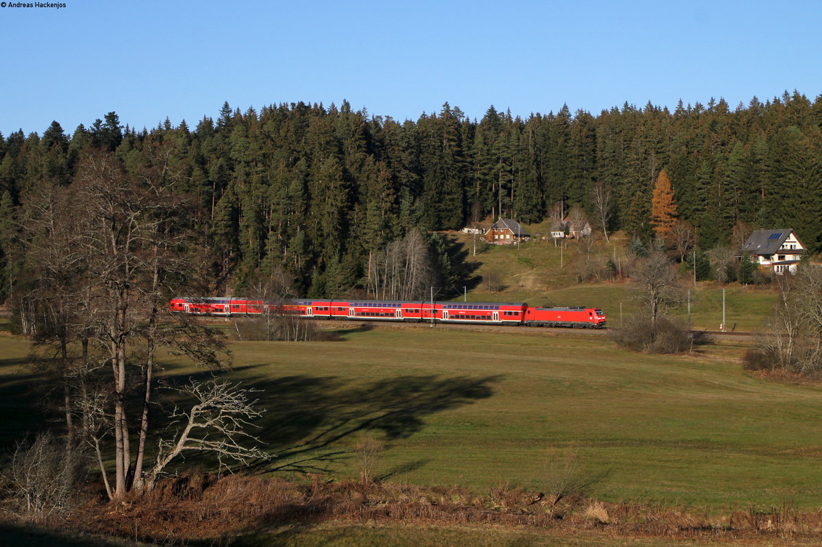 146 205-0 mit dem RE 4727 (Hausach-Konstanz) bei Unterkirch 18.11.18