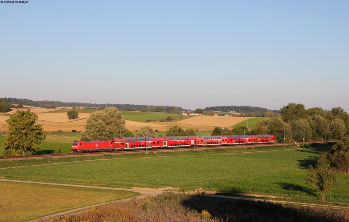 146 214-2 mit dem RE 19505 (Heidelberg Hbf-Stuttgart Hbf) bei Helmsheim 1.10.15