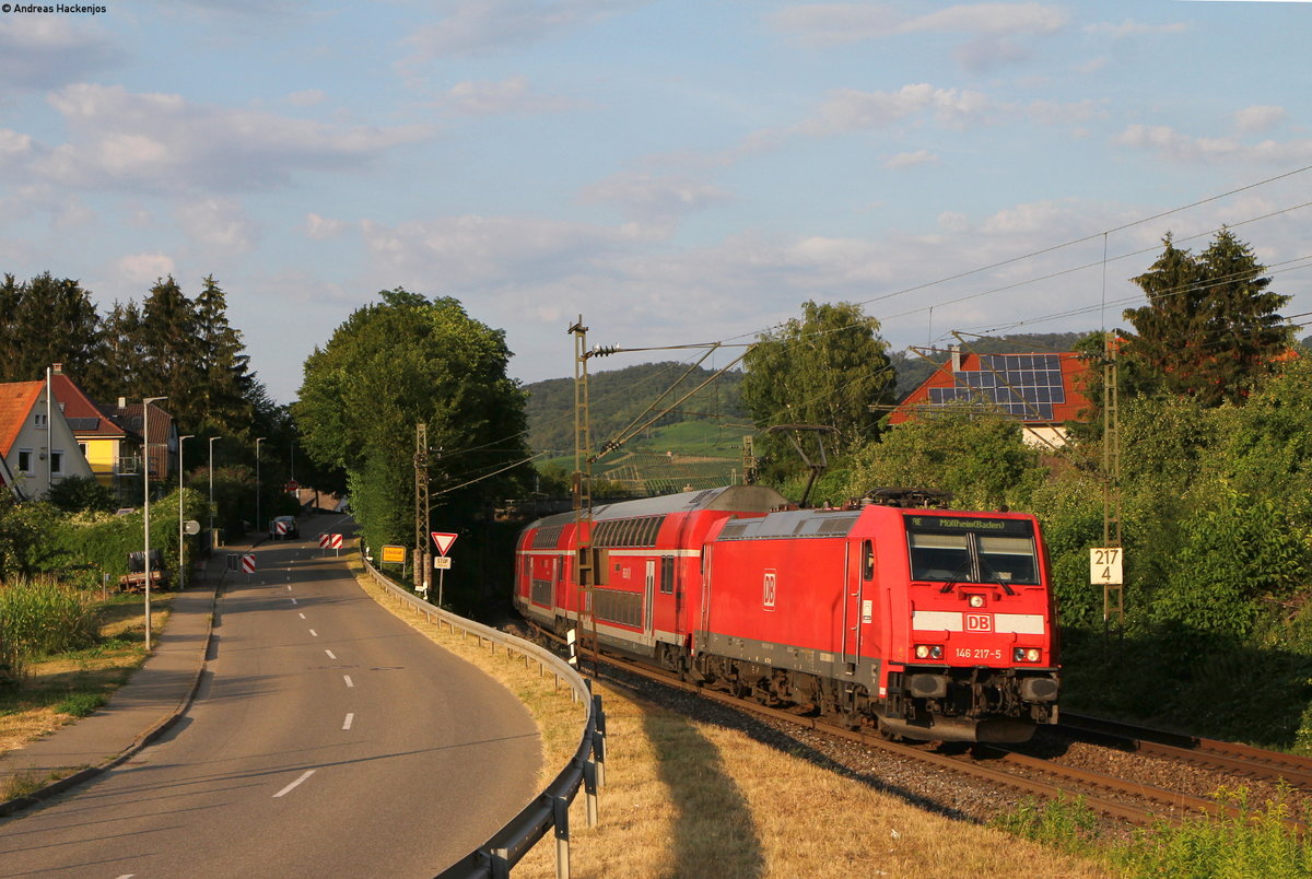 146 217-5 mit der RE 17319 (Karlsruhe Hbf-Müllheim(Baden)) bei Schallstadt 19.7.18 