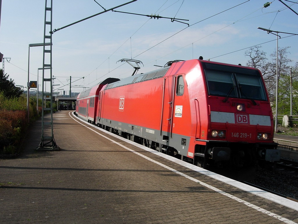146 219-1 Gesichtet in Stuttgart-Zuffenhausen.
