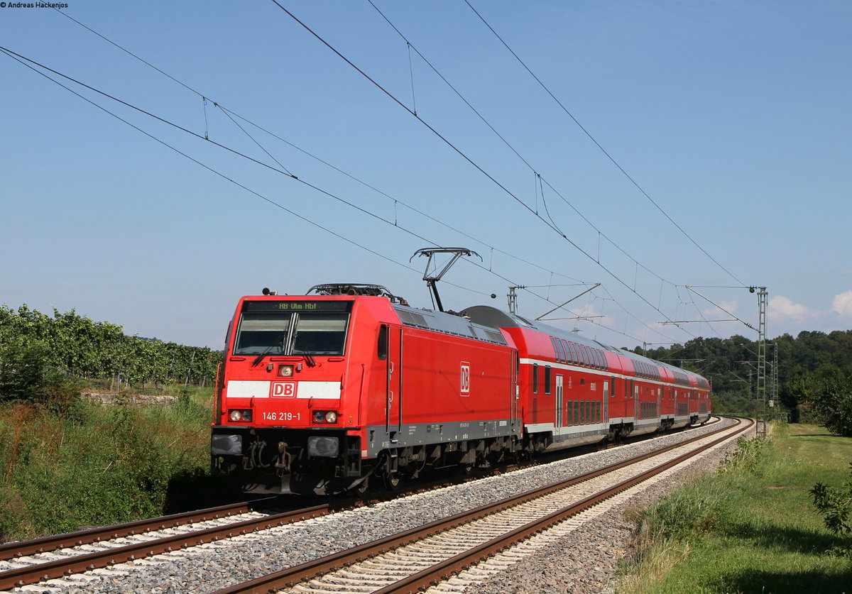 146 219-1 mit der RB 19131 (Osterburken-Ulm Hbf) bei Lauffen 16.8.16