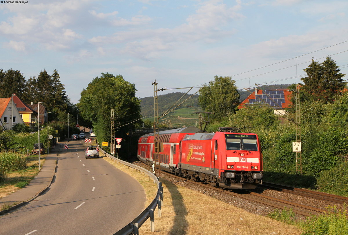 146 226-6 mit dem RE 17037 (Offenburg-Basel Bad Bf) bei Schallstadt 19.7.18