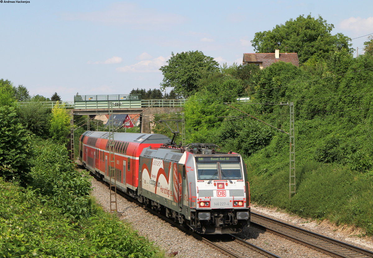 146 227-4  Neubaustrecke Stuttgart-Ulm  mit der RB 17031 (Offenburg-Basel Bad Bf) bei Schallstadt 19.7.18