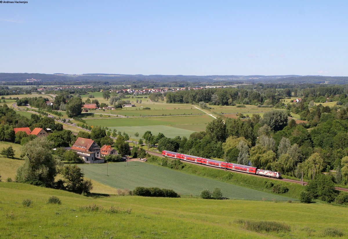 146 227-4  Neubaustrecke Stuttgart-Ulm  mit dem RE 4729 (Karlsruhe Hbf-Konstanz) bei Singen 8.6.19