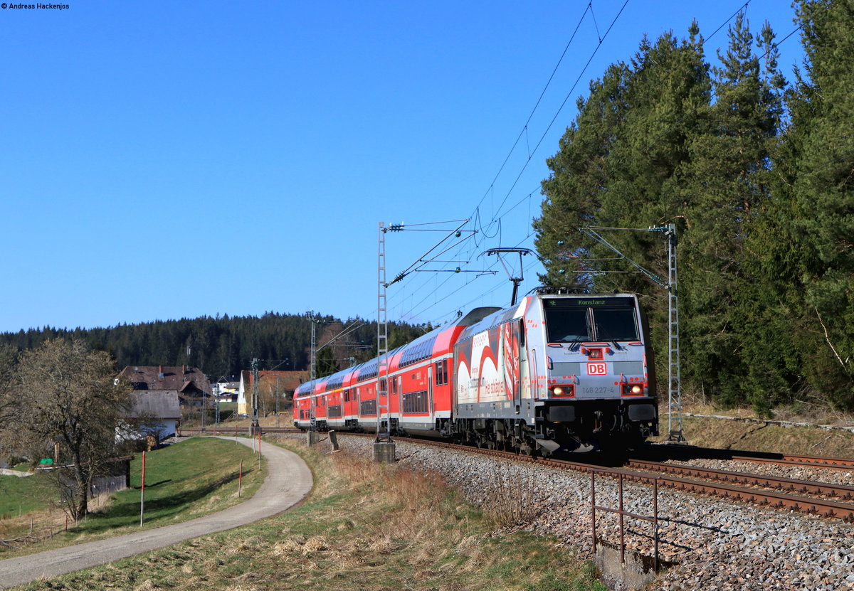146 227-4  Neubaustrecke Stuttgart-Ulm  mit dem RE 4727 (Karlsruhe Hbf-Konstanz) bei Peterzell 22.3.20