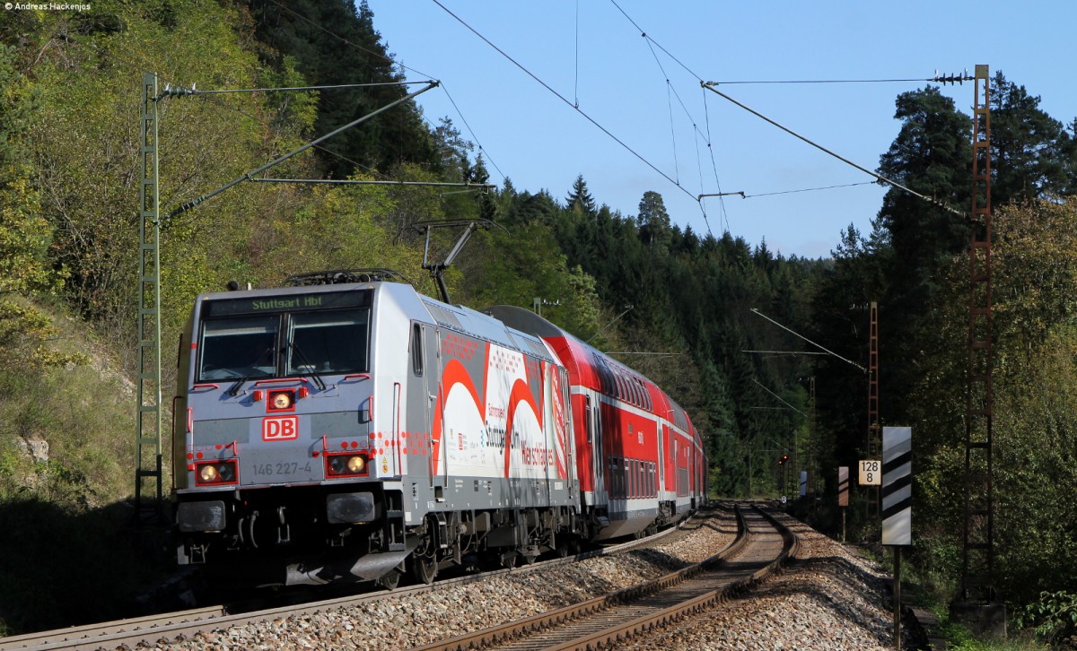 146 227-4  Neubaustrecke Suttgart-Ulm  mit dem RE 19046 (Singen(Htw)-Stuttgart Hbf) bei Talmühle 27.9.14