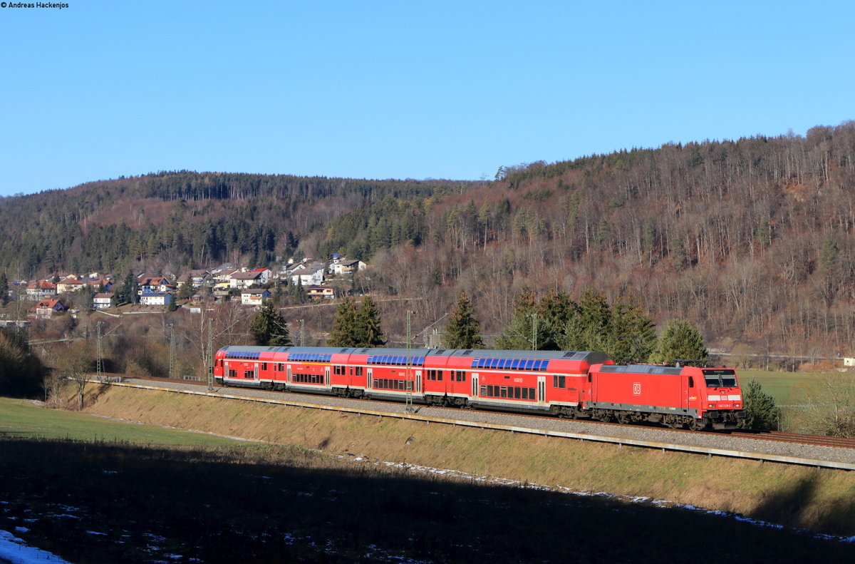 146 228-2  St.Georgen(Schwarzw)  mit dem RE 4721 (Karlsruhe Hbf-Konstanz) bei Immendingen 18.12.20