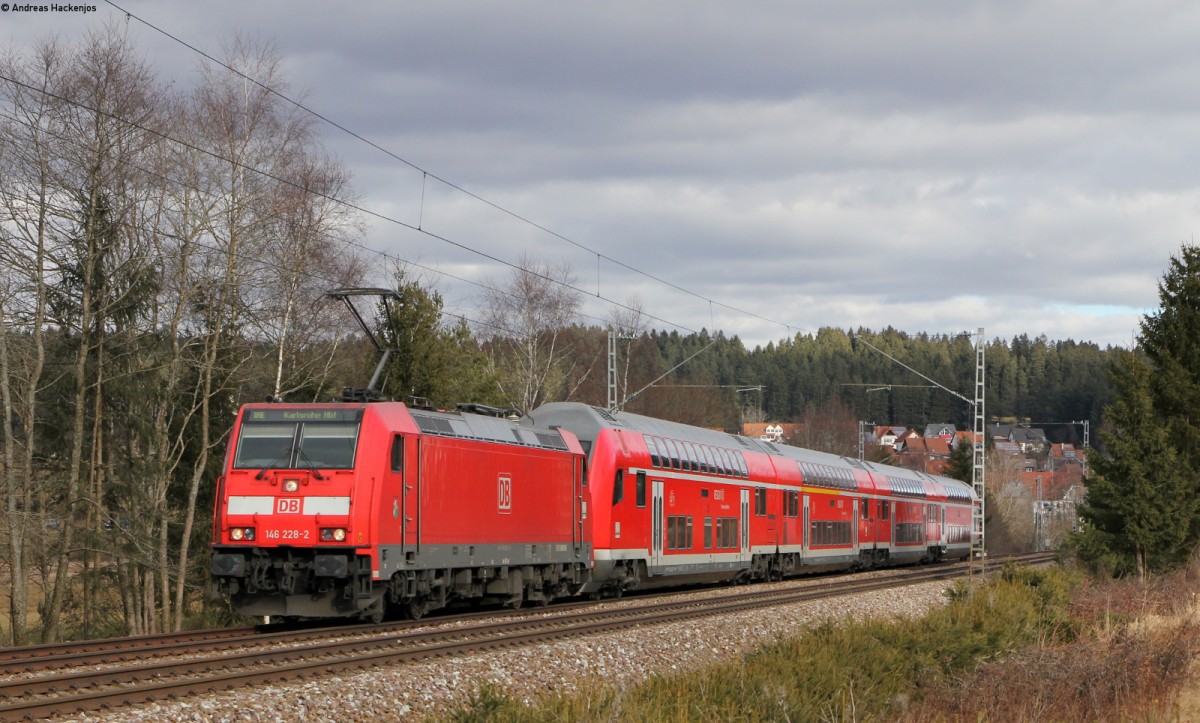 146 228-2  St.Georgen(Schwarzw)  mit dem IRE 5316 (Konstanz-Karlsruhe Hbf) bei St.Georgen 17.2.14