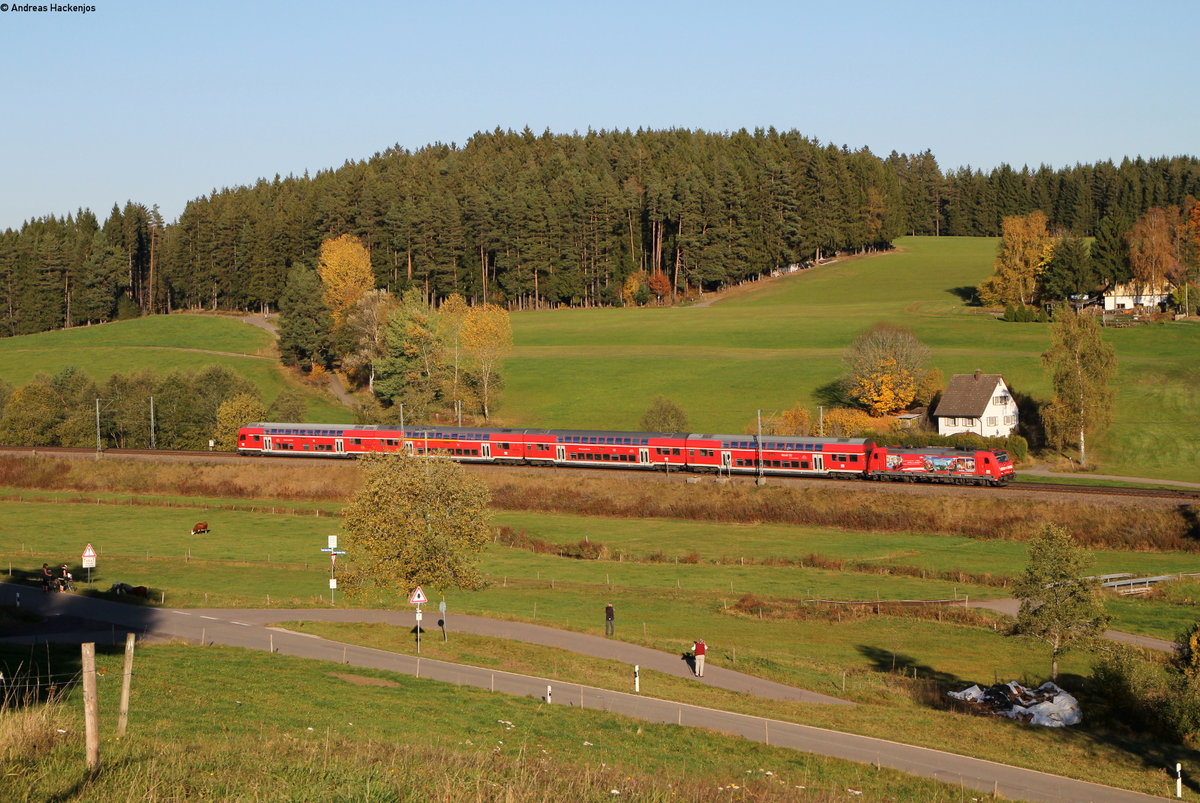 146 229-0  Europapark Rust  mit dem RE 4731 (Hausach-Konstanz) bei Stockburg 15.10.17