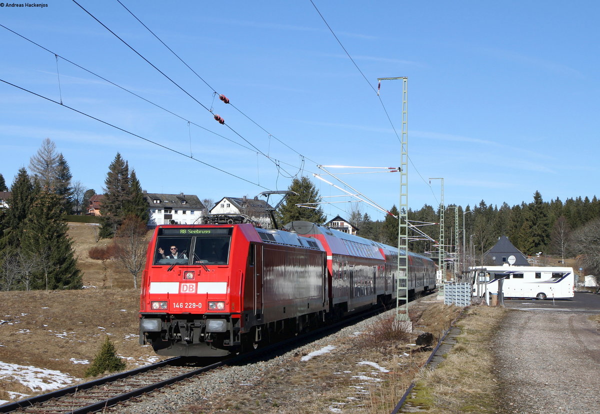 146 229-0 mit der RB 17265 (Freiburg(Brsg)Hbf-Seebrugg) in Altglashütten 10.3.17