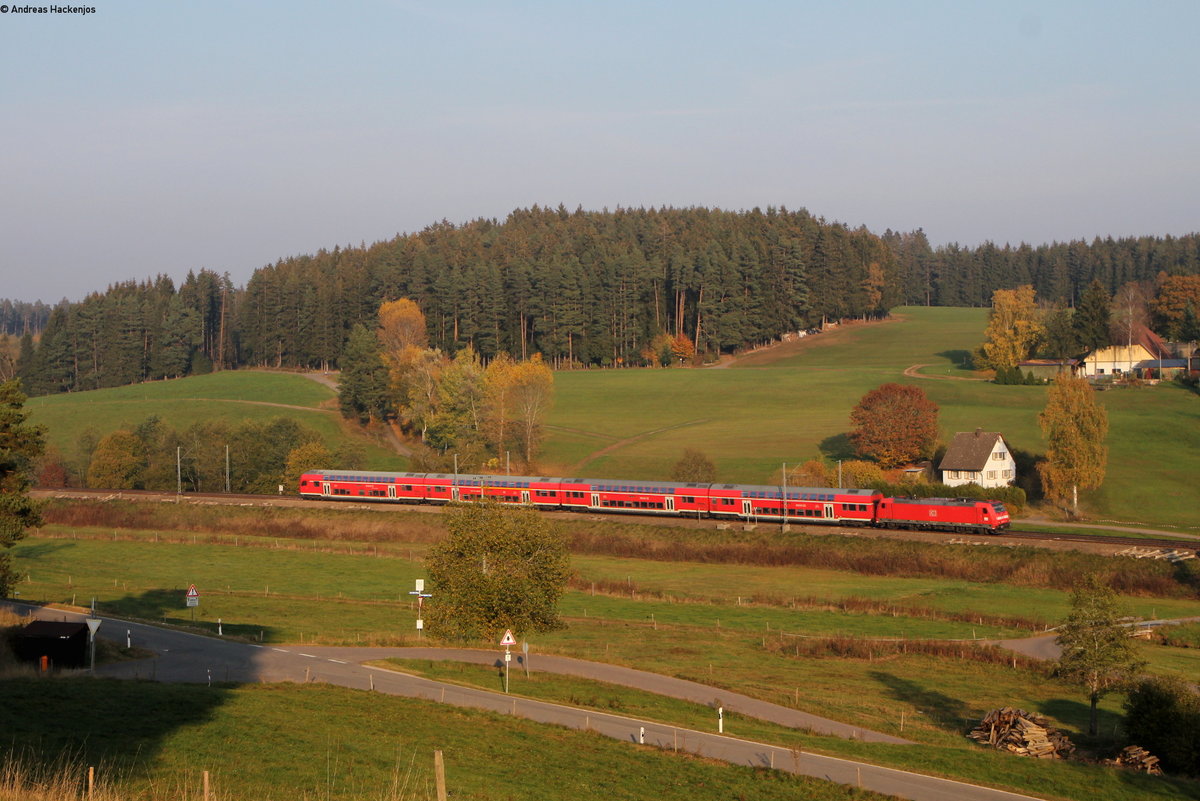 146 232-4 mit dem RE 4731 (Karlsruhe Hbf-Konstanz) bei Stockburg 19.10.18