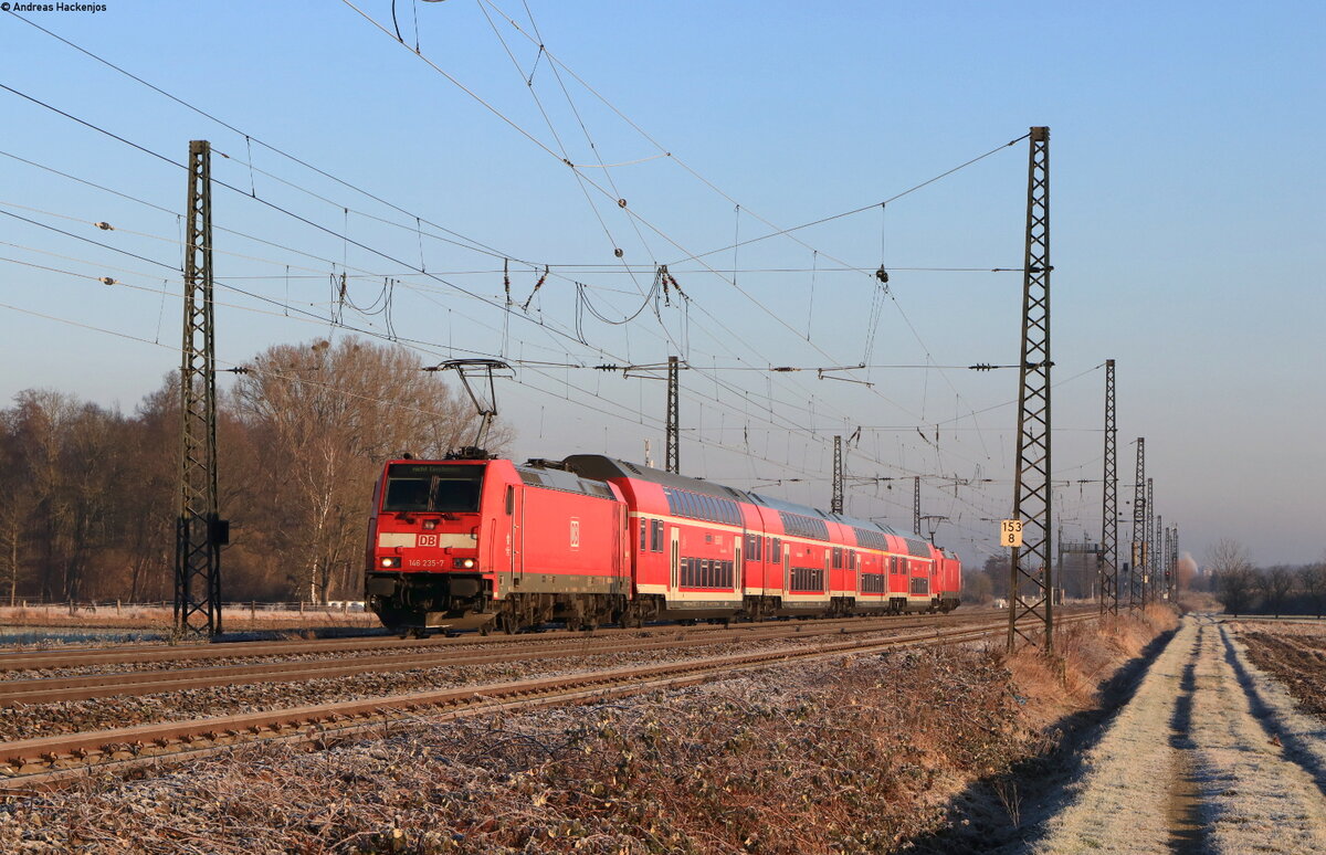 146 235-7 und 146 233-2  Donaueschingen  mit dem RE 4779 (Offenburg - Freiburg(Brsg)Hbf) in Niederschopfheim 13.1.22