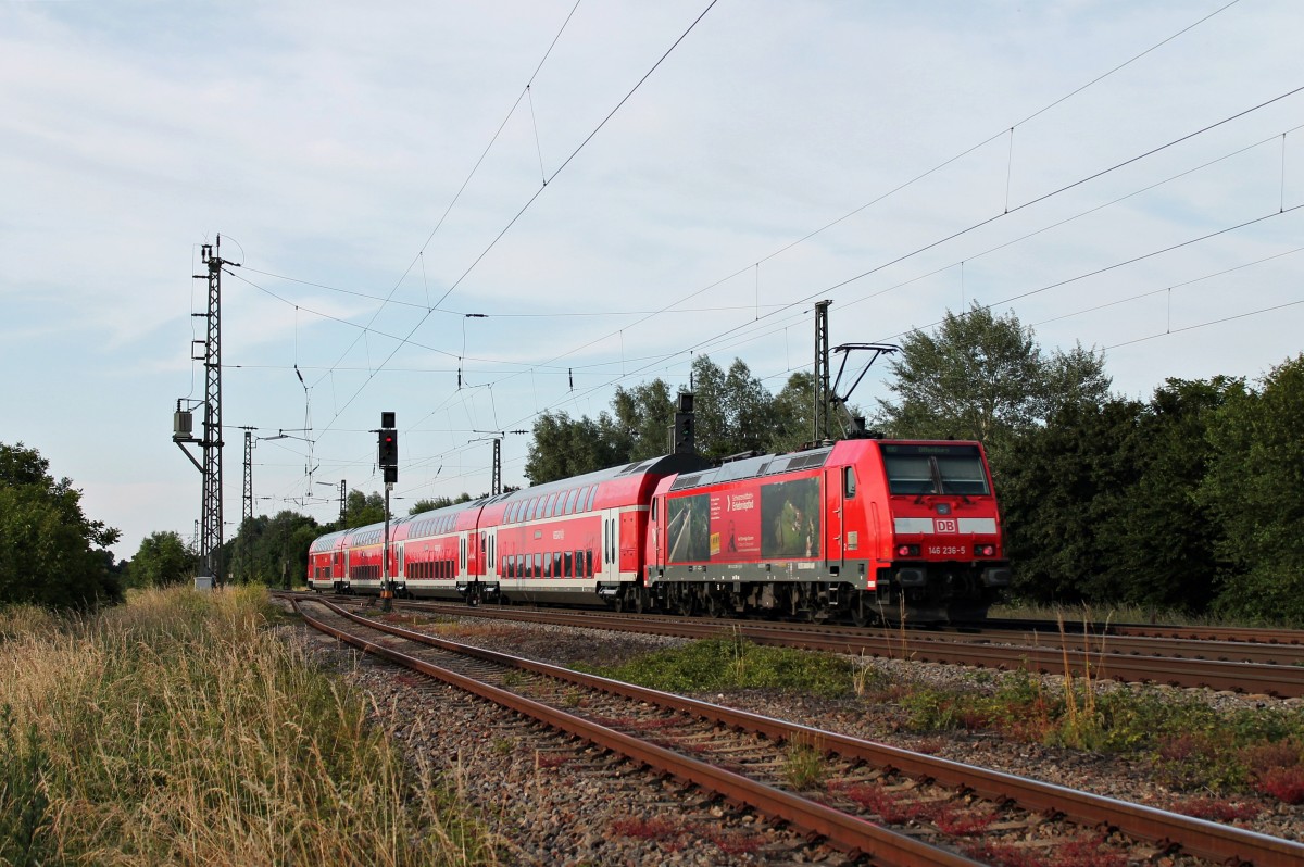 146 236-5  Schwarzwaldbahn Erlebnispfad  am 06.06.2014 mit einem RE nach Offenburg bei der Ausfahrt aus Orschweier gen Lahr (Schwarzw).