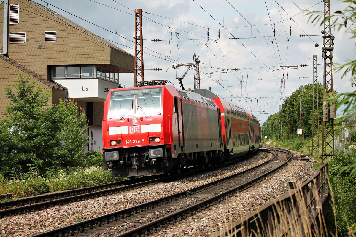 146 236-5  Schwarzwaldbahn Erlebnispfard  am 12.07.2014 mit einem RE (Offenburg - Schliengen) beim Abzweig Leutersberg.