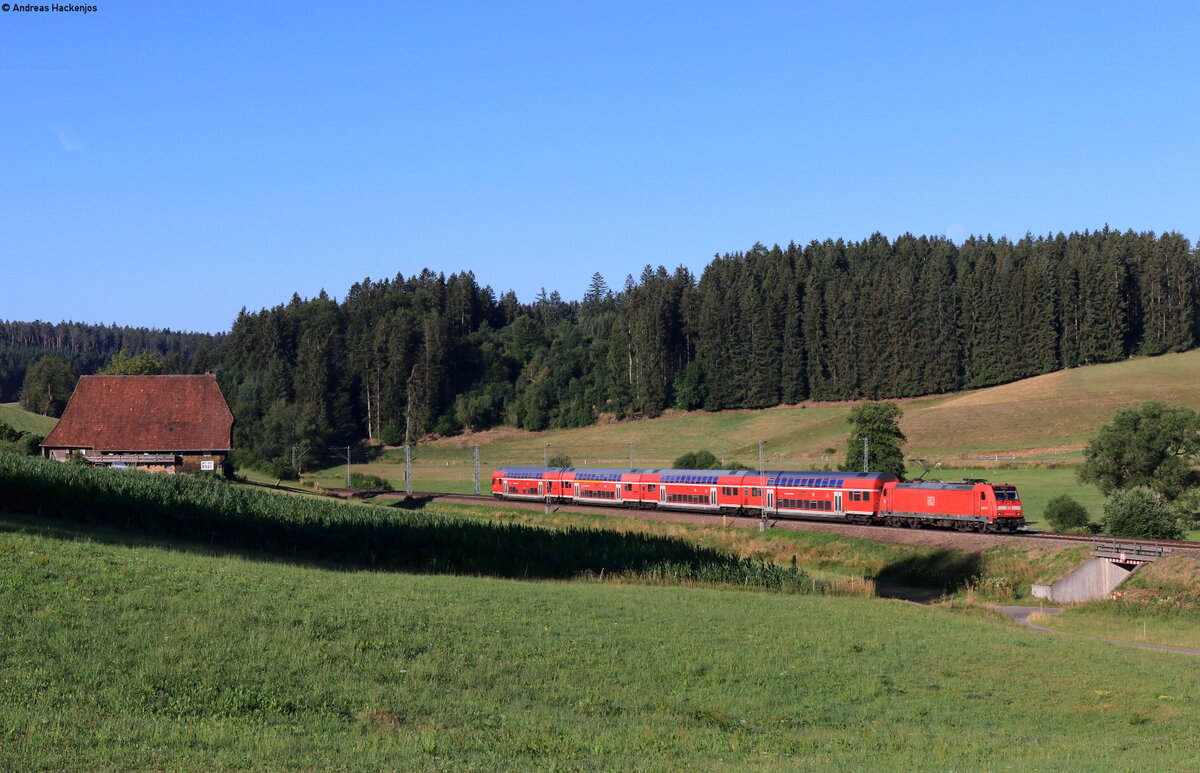146 237-3  Karlsruhe  mit dem RE 29008 (Konstanz - St.Georgen(Schwarzw)) bei Stockburg 16.7.22