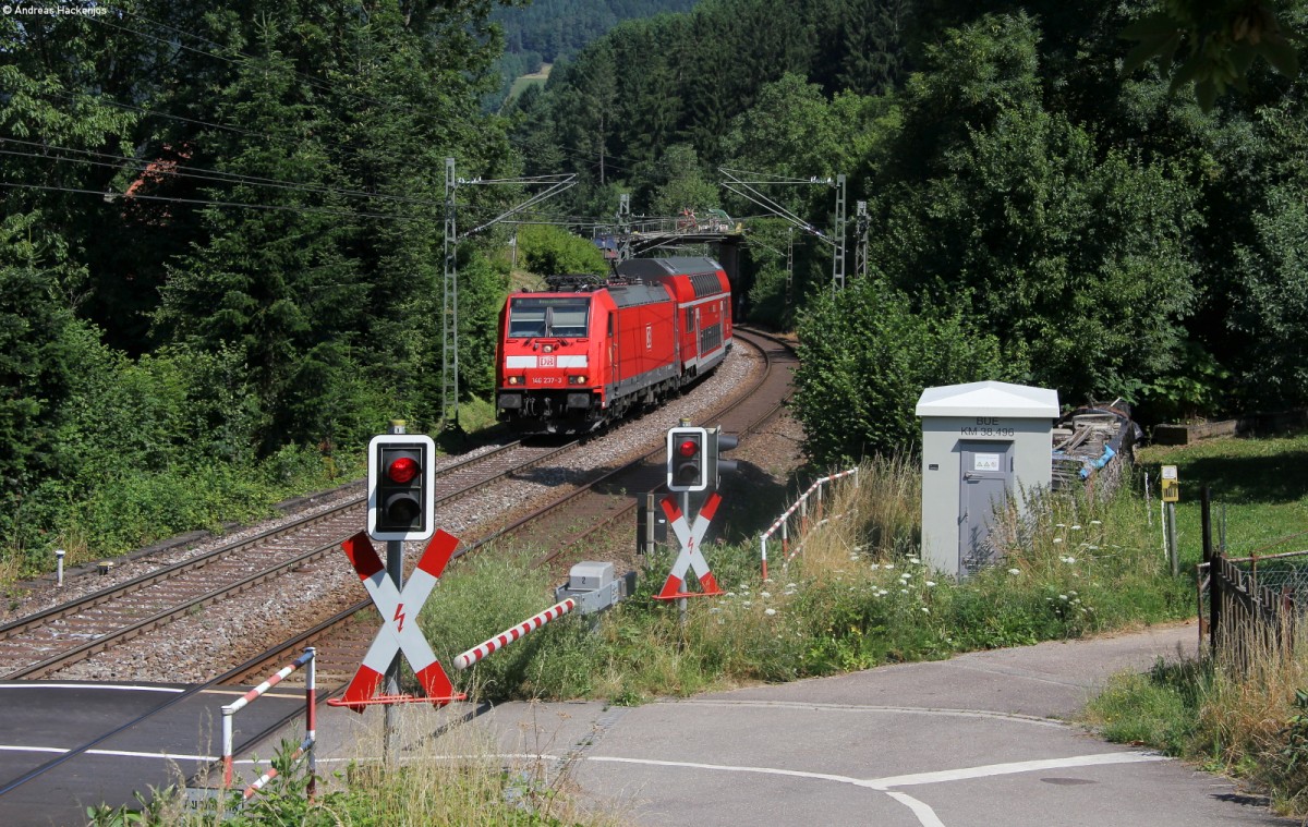 146 237-3  Karlsruhe  mit dem RE 5317 (Karlsruhe Hbf-Kreuzlingen) bei Gutach 20.7.13