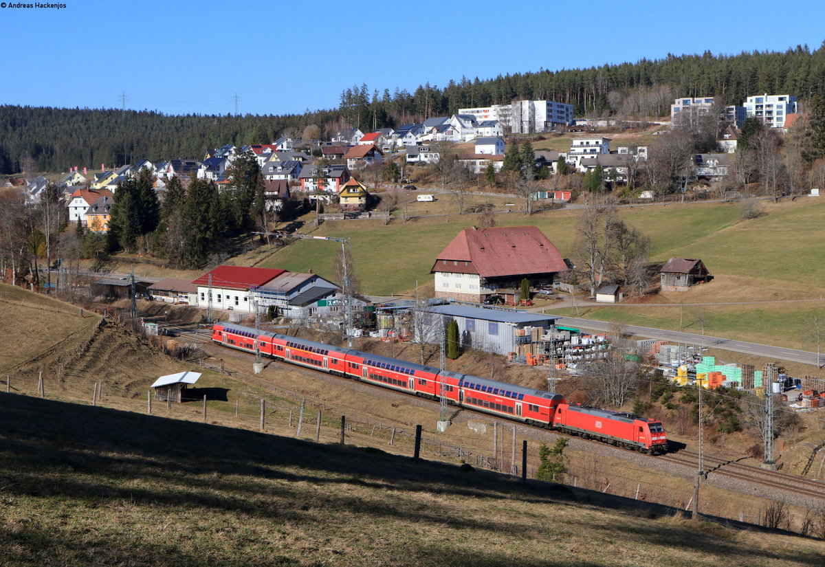 146 238-1 mit dem RE 4727 (Karlsruhe Hbf-Engen) bei Sommerau 28.2.21