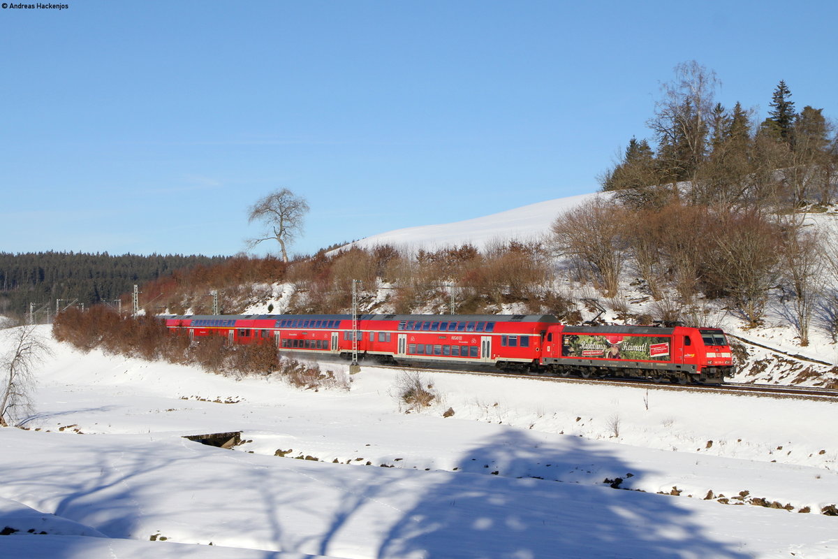 146 239-9  Vogtsbauernhof  mit dem RE 4727 (Karlsruhe Hbf-Konstanz) bei Stockburg 5.2.19