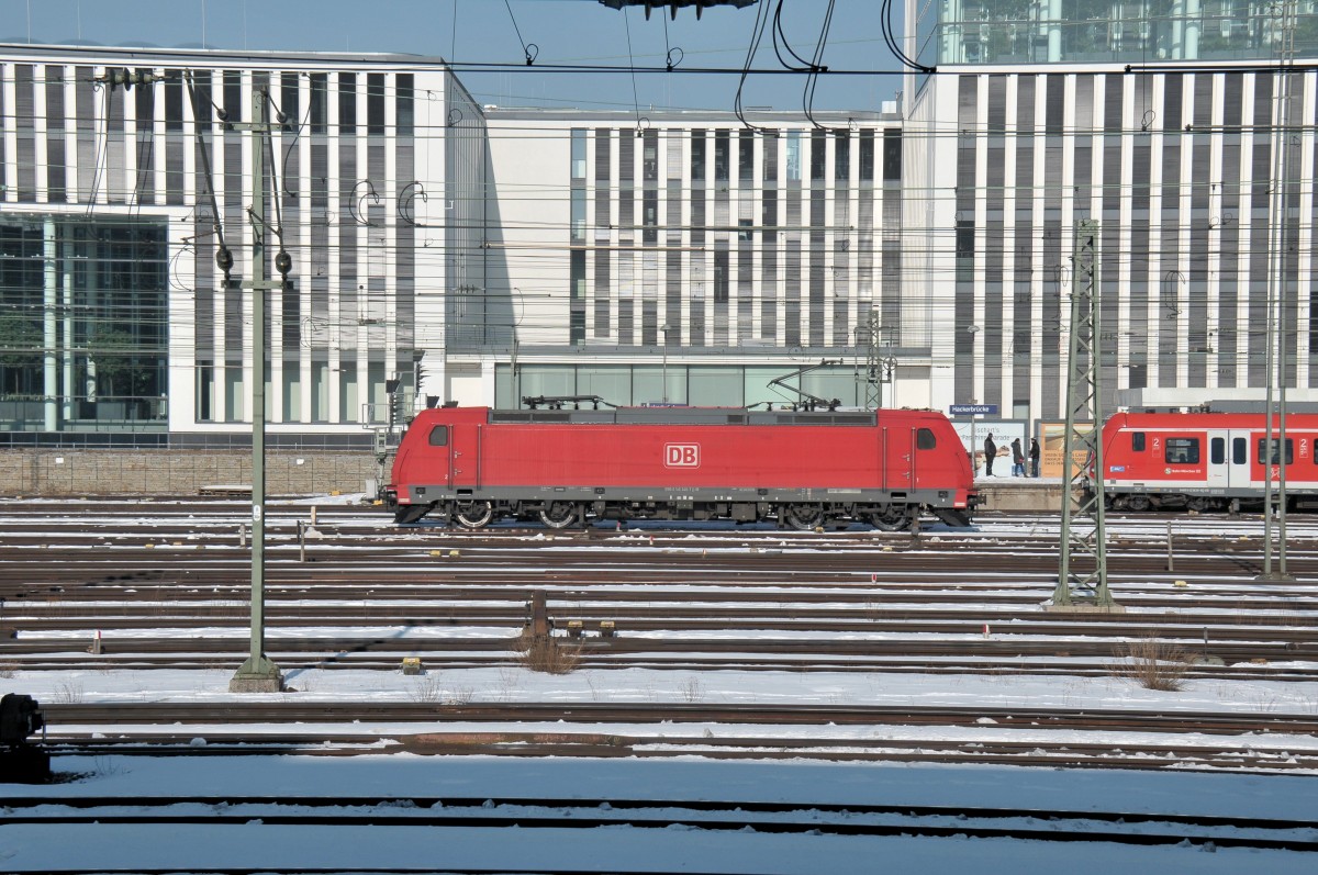 146 240 am 07.02.15 im Münchner Hauptbahnhof