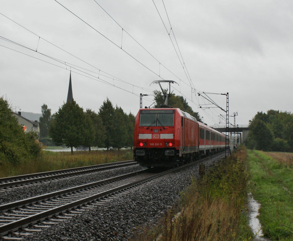 146 241-5 mit einen RE-Zug nach Wrzburg am 18.09.13.