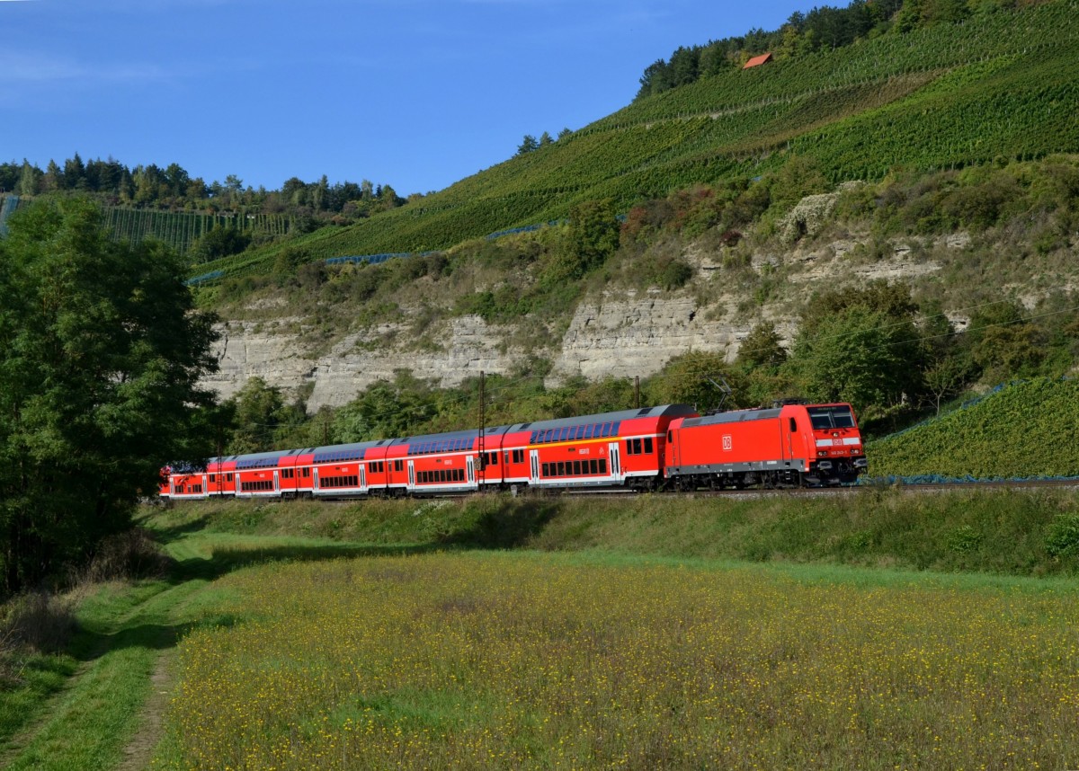 146 243 mit einem RE nach W�rzburg am 28.09.2013 bei Himmelstadt.