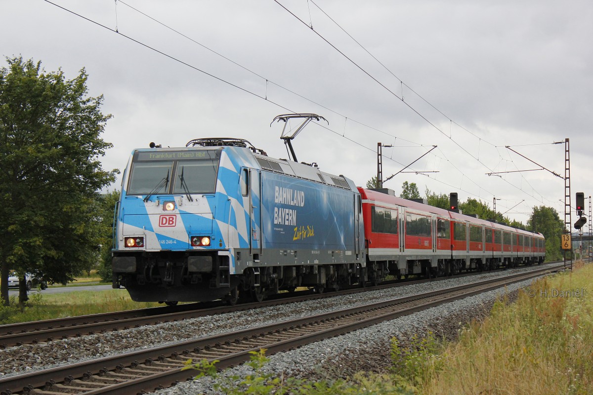 146 246-4  Bahnland Bayern  am 29.07.2015 in Thüngersheim.