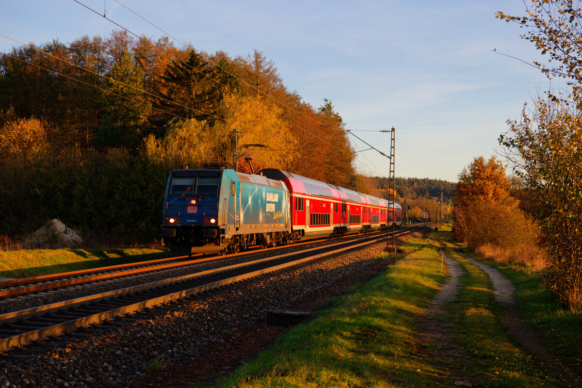 146 246 DB Regio als RE 4858 (München Hbf - Nürnberg Hbf) bei Postbauer-Heng, 14.11.2020