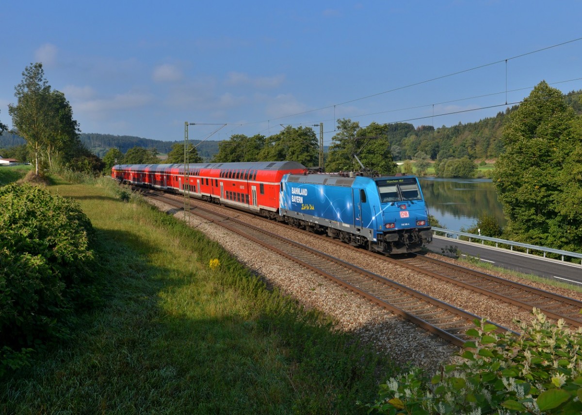 146 246 mit einem RE am 19.09.2015 bei Sandbach. 