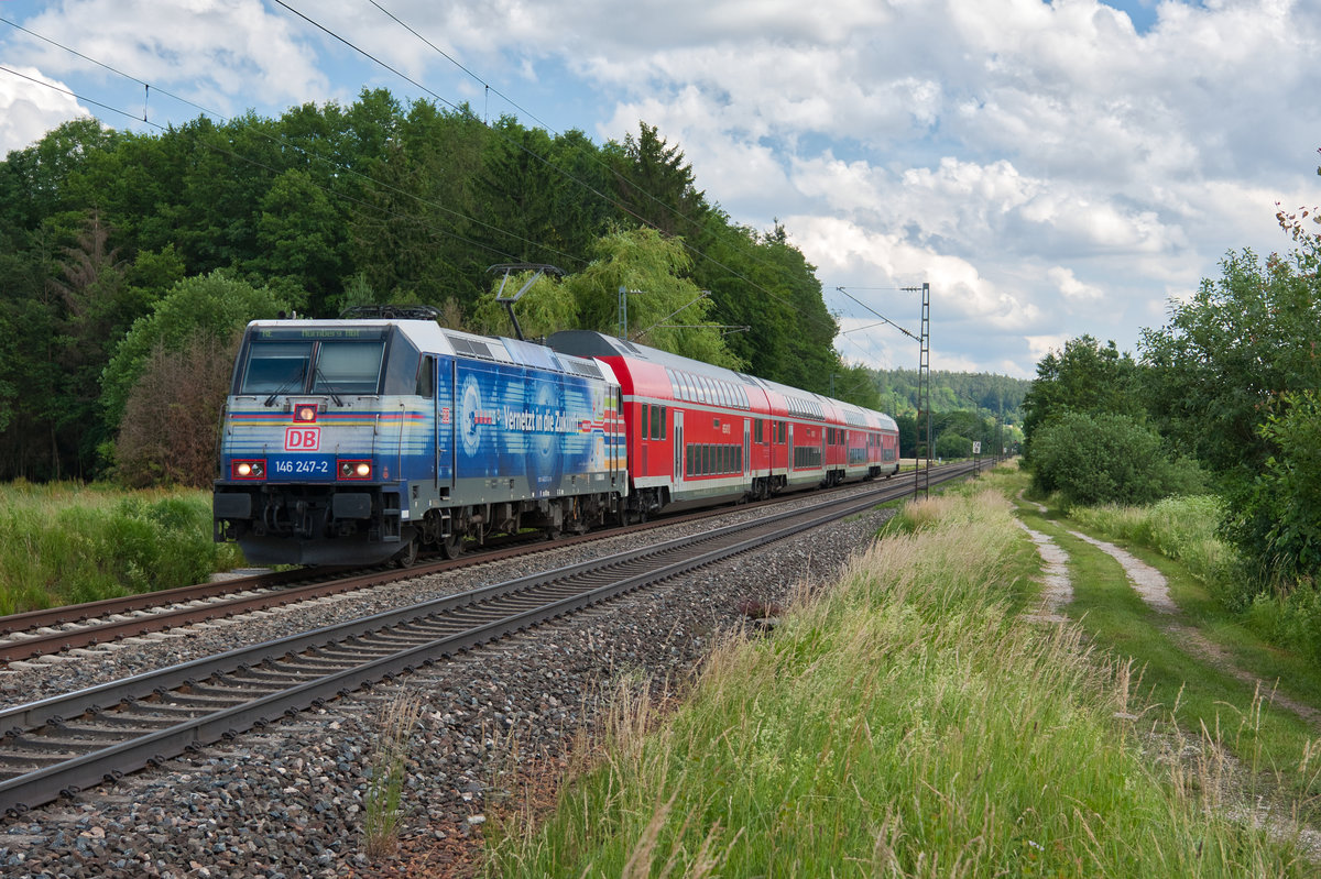 146 247  Vernetzt in die Zukunft  mit dem RE 4858 (München Hbf - Nürnberg Hbf), 21.06.2019