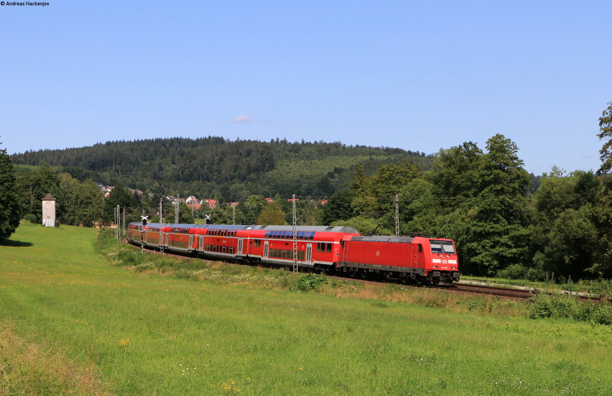 146 261 mit der RB 15523 (Wächtersbach-Frankfurt(Main)Hbf) bei Wirtheim 18.7.21