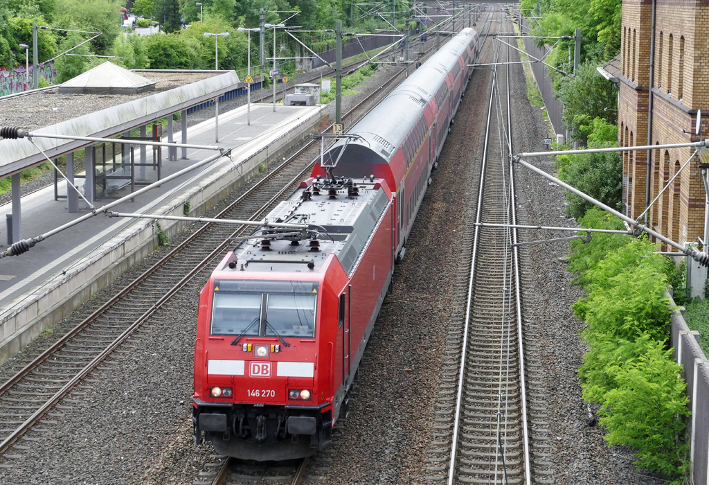 146 270 RB mit Doppelstockwagen durch Frechen-Königsdorf nach Köln - 13.06.2017