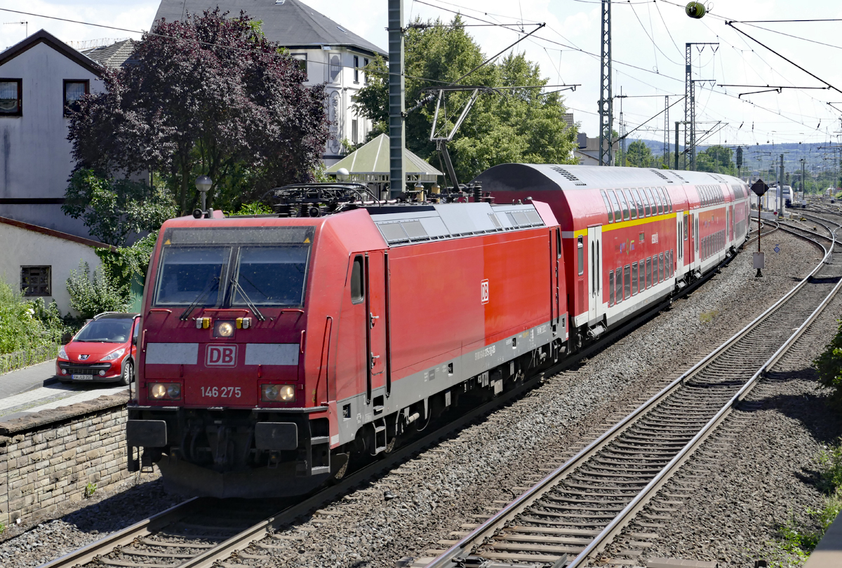 146 275 RE5 nach Wesel, Ausfahrt Bf Remagen - 16.07.2018