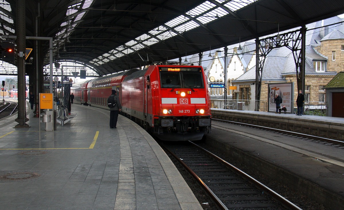 146 278 DB  steht mit dem RE1 im Bahnhof Aachen bereit zur Abfahrt nach Hamm-Westfalen. 
Aufgenommen vom Bahnsteig 2 vom Aachen-Hbf.
Am Nachmittag vom 3.2.2016.