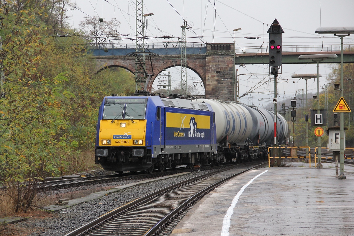 146 520-2 mit Kesselwagenzug und dem Ziel  Westerland (Sylt) ;) in Eichenberg. Aufgenommen am 01.11.2013.