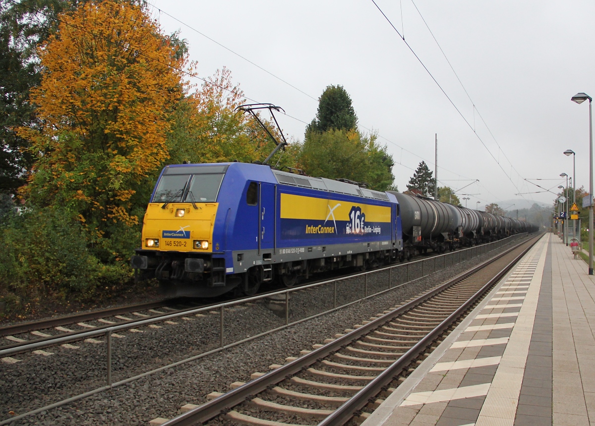 146 520-2 mit Kesselwagenzug in Fahrtrichtung Norden. Aufgenommen in Wehretal-Reichensachsen am 10.10.2013.