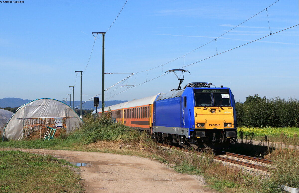 146 520-2 mit der S 88372 (Freiburg(Brsg)Hbf-Waldkirch) bei Buchholz 23.9.21. Ein Grafiti an der Lokseite wurde entfernt