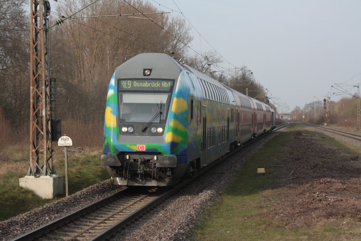 146 520-2 schob am 23.03.2026 ihren RE9 nach Osnabrück HBF in den Bahnhof von Kirchweyhe.