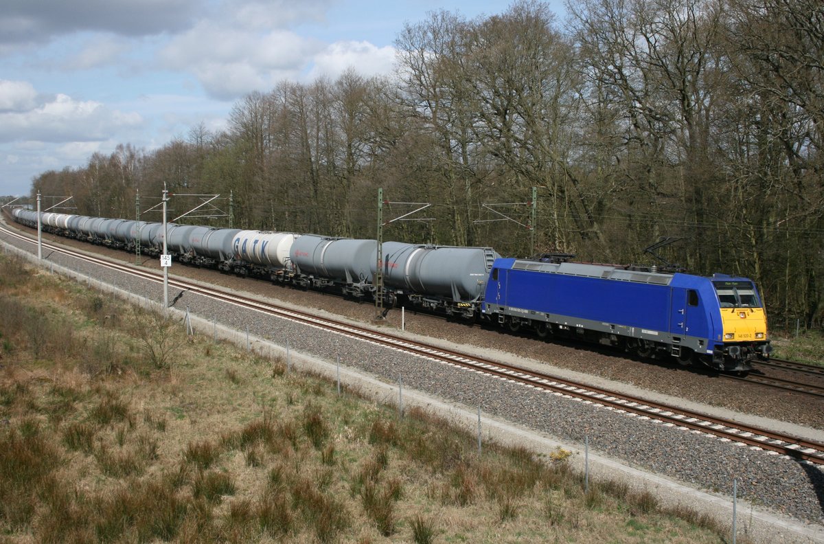 146 520 mit DGS 91116 (Captrain, Hamburg Hohe Schaar–Hanau S�dseite) am 16.04.2015 zwischen Winsen (Luhe) und Radbruch