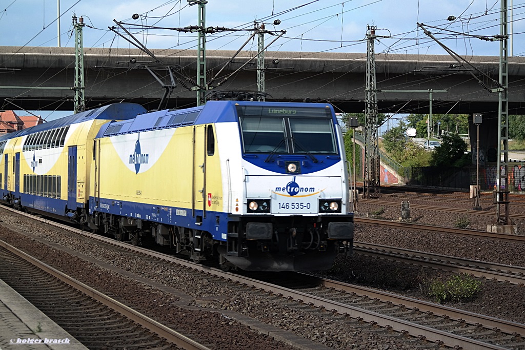 146 535-0 bei abfahrt mit den metronom von harburg nach lneburg am 18.09.13