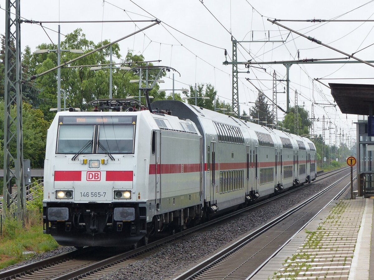 146 565 mit IC nach Köln in Dedensen=Gümmer, 26.07.2022