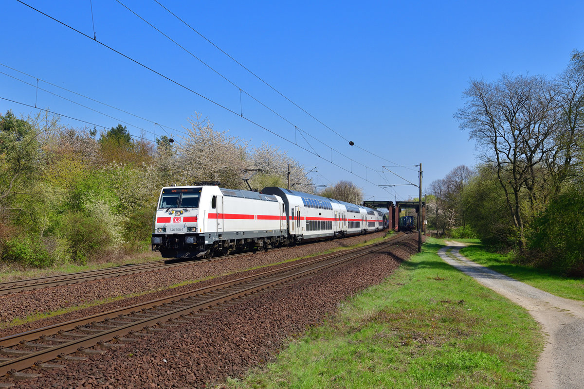 146 568 mit einem IC am 16.04.2019 bei Groß Gleidingen. 